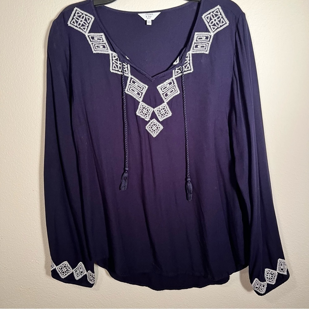 Crown & Ivy Navy Blouse White Diamond Embroidery